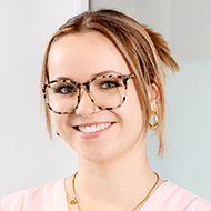 stuckiortho.ch kieferorthopädie bern team sara münger dentalassistentin EFZ